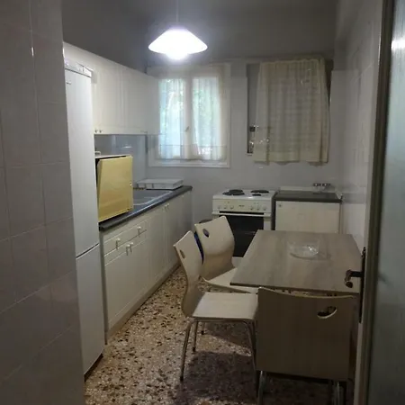 Orange Tree House Appartamento Kalamata